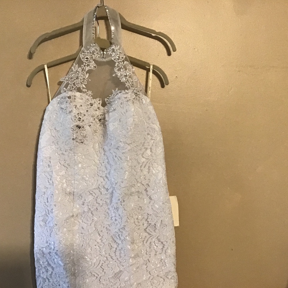 Beautiful wedding gown - NWT